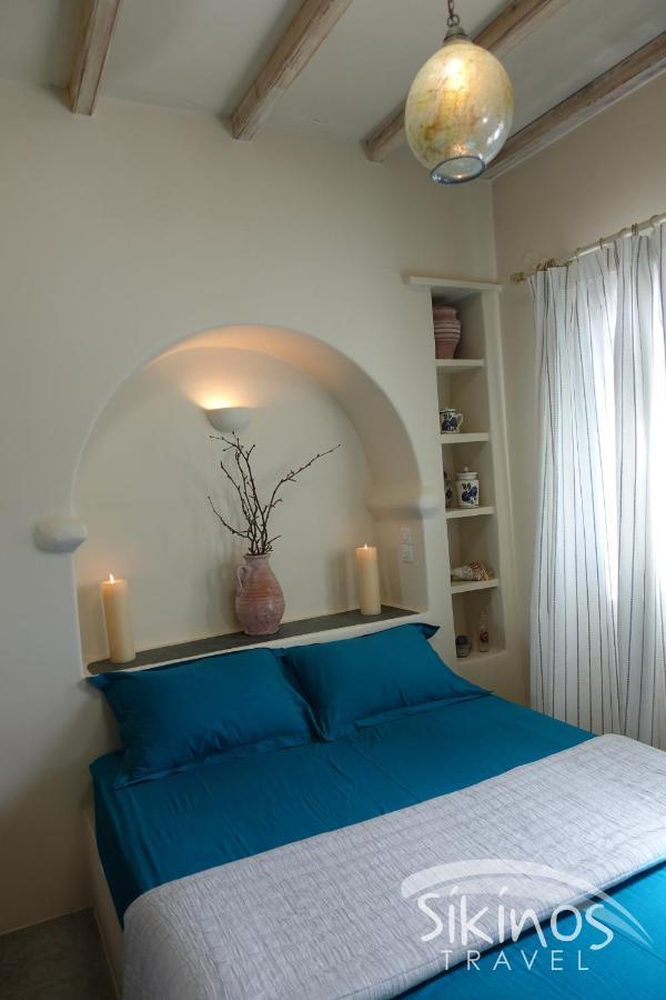 Traditional Apartment In Kastro Sikinos Luaran gambar
