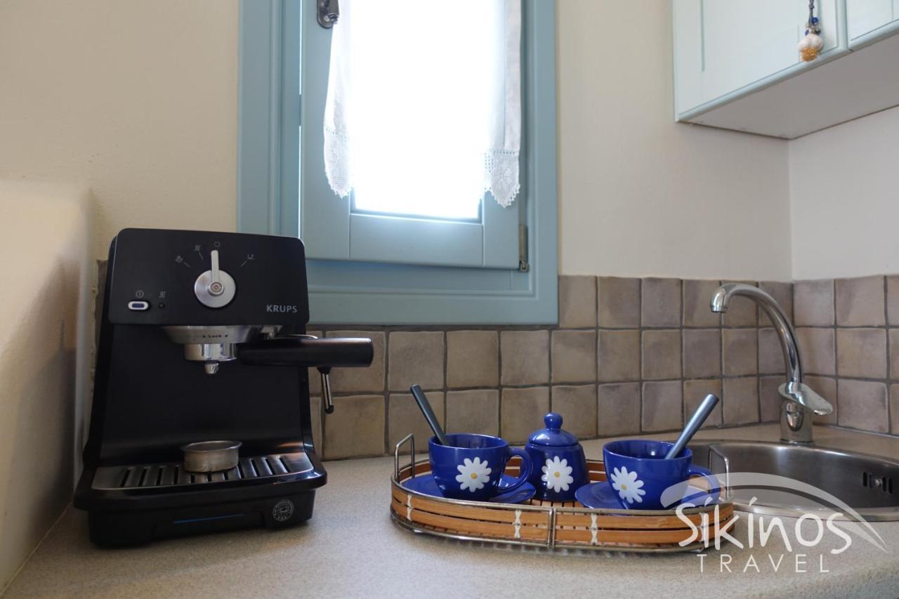 Traditional Apartment In Kastro Sikinos Luaran gambar